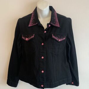 Black With pink studs Jean jacket The Venetian Las Vegas Women’s Size M